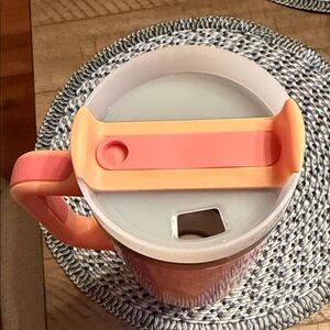 Juggy 40 oz Tumbler with  Handle